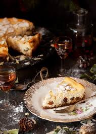 Italian Ricotta Cheesecake With Amaretto Soaked Raisins Littlesugarsnaps Italian Ricotta Cheesecake Ricotta Cheesecake Italian Desserts