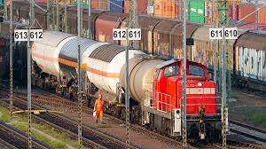 We did not find results for: Vor Streik Im Personenverkehr Bahn Bietet Corona Pramie An