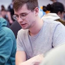 Christopher Oeltjendiers 🔜 Saison 25/26 (@fayzontcg)