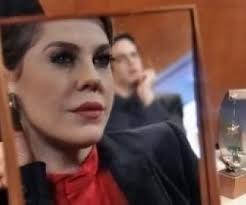 Amor à Vida: Edith arranca mais dinheiro de César