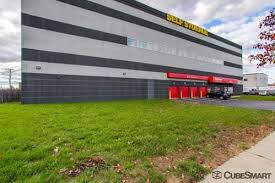 Convenient to many restaurants and shops, wellington place is a short walk to public transportation and the new casino, encore. Self Storage Units At 55 Commercial St In Medford Ma Cubesmart