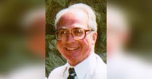 Michael Grossmann's Instagram, Twitter & Facebook