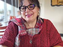 Does anyone remember Mr. Mann (I think that's his name) from 6th grade  Booksin Elementary. He used to throw erasers and hit kids in the back of  the heads.