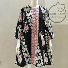 Menariknya dari berbagai corak batik bunga hitam putih mempunyai beragam motif yang terinspirasi dari unsur alam sekitar. Image Result For Model Baju Batik Parang Hitam Putih Model Pakaian Batik Gaun Pendek