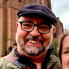 Roy Leighton's Instagram, Twitter & Facebook