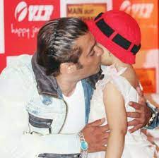 Salman Khan Hairstyle Hairband Men S Long Hairstyles Mens Hairstyles Hairstyle