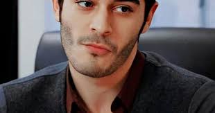 Pin de Akilesh Kumar en Burak Deniz