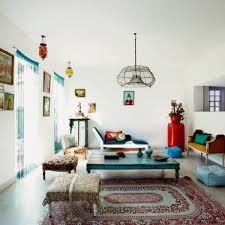 Souvenirs De Voyages Dans Une Maison A Marseille Idee Deco Salon Idees De Decor Decoration Maison