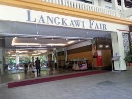 Sebagai salah satu destinasi wisata utama, di langkawi sudah banyak didirikan penginapan. Tips Beli Coklat Dan Seluar Jeans Murah Di Langkawi Part 11