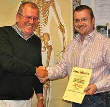 She accepts multiple insurance plans. Stadt Wiehl Dr August Wilhelm Bodecker 25 Jahre Mitglied Im Drk Wiehl Nachrichten
