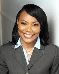 Veronica Blount's Instagram, Twitter & Facebook