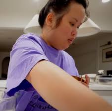 NEW KIM VLOG: we're going to VEGAS, cooking home recipes, surprise  delivery, baking blondies recipes, life ✨ : r/snarkingwithkimthai