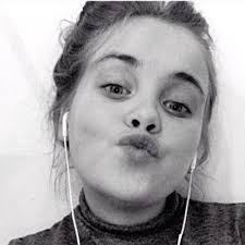 Maisie Harding's Instagram, Twitter & Facebook