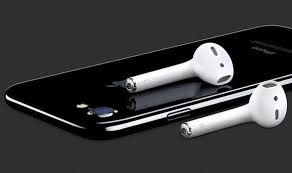 How long is the battery life of the airpods? Apple Airpods Battery Problems How To Fix Short Battery Life Express Co Uk