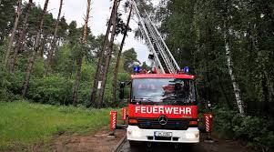 40.6k members in the frankfurt community. Unwetterfolgen Wer Bezahlt Die Feuerwehreinsatze In Templin Nordkurier De