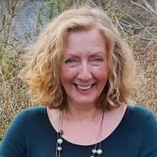 Esther Nagle 🌳💜