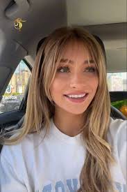 Scarlett Stein (becausescarlett)