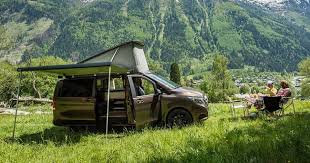 Mercedes Redefines Camping With Its New Camper Vans 64 Photos Carscoops Mercedes Luxury Campers Mercedes Benz Viano