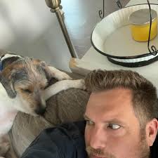 What type of fishing line is best to use with a baitcaster for a beginner?