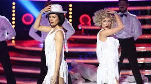 7 янв 2020 818 просмотров. Connect R Barbara Isasi Mihai TrÄƒistariu RomicÄƒ È›ociu È™i Duetul Raluka È™i Ana Baniciu Se Bat In Musicaluri Pentru Marele Premiu Te Cunosc De Undeva