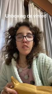 Unboxing de Amor Sangriento de Alba Gil Cabrera