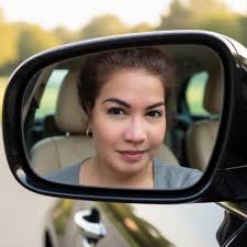 Bukod sa shampoo at hairpin.ano pwdeng iregalo sa kàlbó😂😂