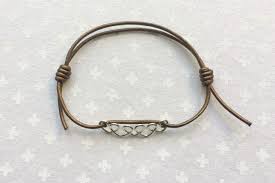 Check spelling or type a new query. How To Make A Sliding Knot Bracelet