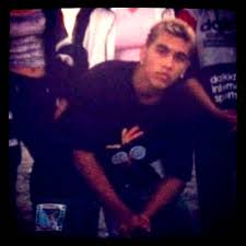 Ginny & georgia sezonul 1 episodul 9 feelings are hard feb. Pro Tv Alex Velea Pe Vremea Cand Avea Parul Lung Si Nici Urma De Muschi Semanai Cu Connect R Ce Fotografie A Publicat Artistul