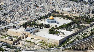 It is believed that the pillars made of stone located in the very basement were constructed by the jinns during the reign of prophet suleman. Prophet Sulaiman As And The Blessed Masjid Muslim Hands Uk