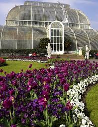 There are typically eight days' bank holiday in england and wales each year though in 2022 there were nine days after her majesty's government granted the whole of the uk an additional day to celebrate the queen's platinum jubilee on friday 3rd june. Spring Bank Holiday