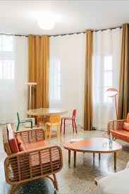 Chambre Lumineuse Et Coloree In 2020 Hotels Design Boutique Hotel Hotel