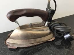 Ferro De Passar Eletrico Antigo Funciona Ferro De Passar Antigo Ferro De Passar Ferro De Passar Roupas