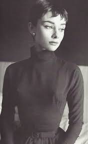 pin di maria clara mejia su audrey audrey hepburn stile audrey hepburn celebrita