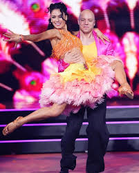 Talent competition where norwegian celebrities dance with professional party dancers and are ranked by a panel of judges and by tv viewers. Skal Vi Danse 2020 Keiino S Fred Buljo Second Contestant Eliminated