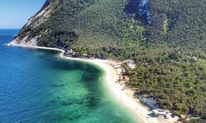 Le spiagge più belle per bambini nelle Marche