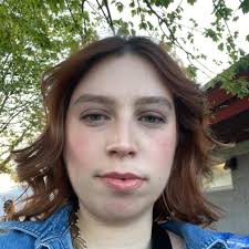 Looking for a in home hair dresser in the neighborhood?