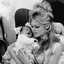 Brigitte bardot and her son of 3 days old nicolas. Brigitte Bardot Comment Son Statut De Sex Symbol A Ruine Ses Relations Avec Son Fils Nicolas Charrier Femme Actuelle Le Mag