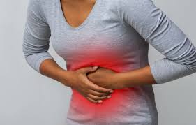 Desconforto Abdominal: 5 Causas Comuns e Dicas Práticas Para Aliviar a Dor  em Casa