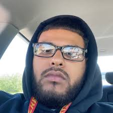 Are we not going to talk about how Player 456, Seong Gi-hun is a deadbeat  father?? He literally broke a promise to his daughter and dissappeared  without a word FOR YEARS. And