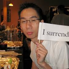 Pokerio profesionalas Randy Lew vėl linksmina savo gerbėjus linksmais video  siužetais