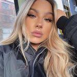 Alejandra Bauman's Instagram, Twitter & Facebook