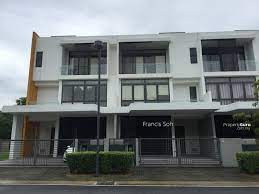 Sometimes it is packed with heavy vehicles and cars of many tourists. Reed Ytl Lake Fields Sungai Besi Reed Lake Fields Jalan Tasik Damai Sungai Besi Kuala Lumpur 5 Bedrooms 3216 Sqft Terraces Link Houses For Sale By Francis Soh Rm 1 330 000 14772170