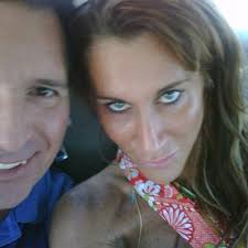 robyn frank (@ahappygirl1)