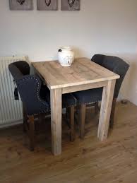 mooie hoge vierkante eettafel van steigerhout op maat gemaakt door het houthuus keuken decoratie keukentafel vierkante eettafels