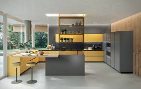 ambra yellow and piombo grey frosted glass doors and biondo antique oak doors arritalcucine kcultu cuisine moderne grise cuisine moderne amenagement cuisine