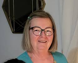 Bonjour, je ne sais pas si je vais trouver ici mais peut-être quelqu'un l'a  croisé et aurait éventuellement gardé contact. Je n'ai pas de photo car  c'est une rencontre d'une journée, je