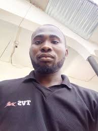 Introduction and mingling in singles group