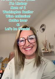 Lindsey Payne's Instagram, Twitter & Facebook