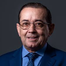 soubsc Américo, 16 anos a frente da coordenação geral do Bauru Shopping  BSC.😊 Administrador, encorajador e apaixonado pelo que faz, são  características que se destacam nele; um líder a frente de todos