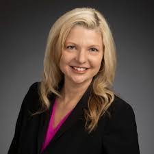 Kara Winkler's Instagram, Twitter & Facebook